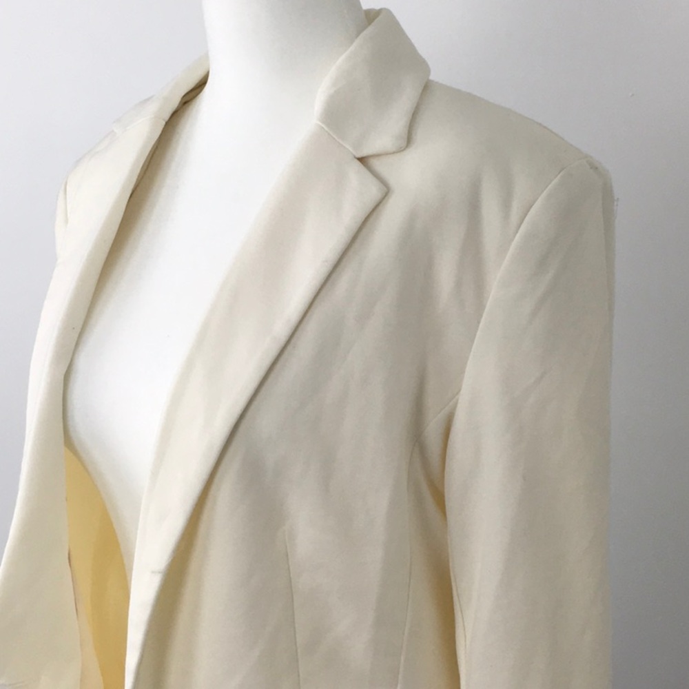 H&M 💕2/$30💕 White Blazer | Size 12 Women's